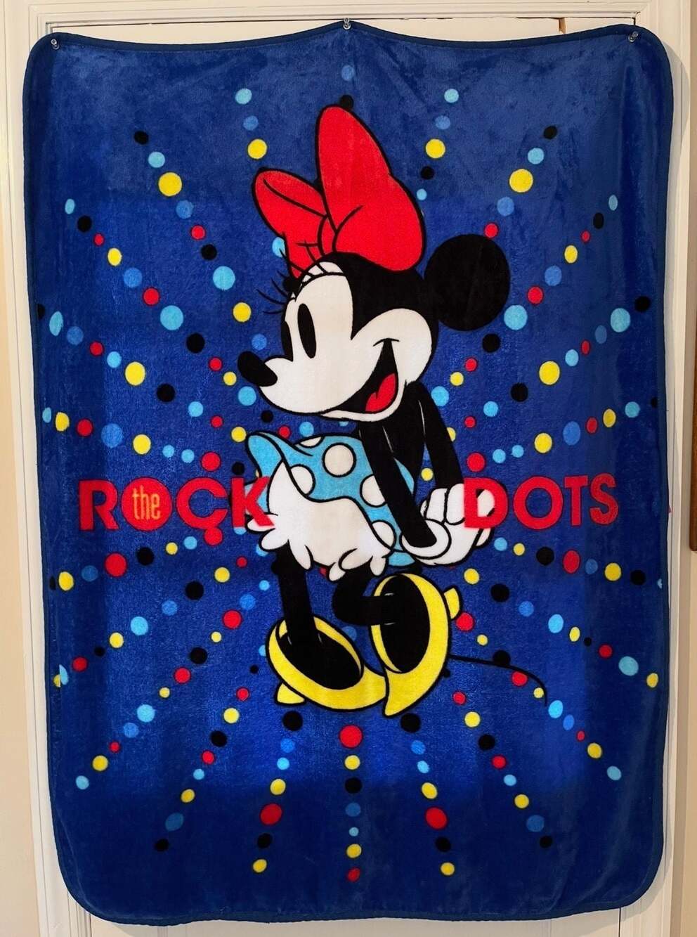 The Northwest Company Disney Minnie Mouse 'Rock The Dots' Plush Throw Blanket